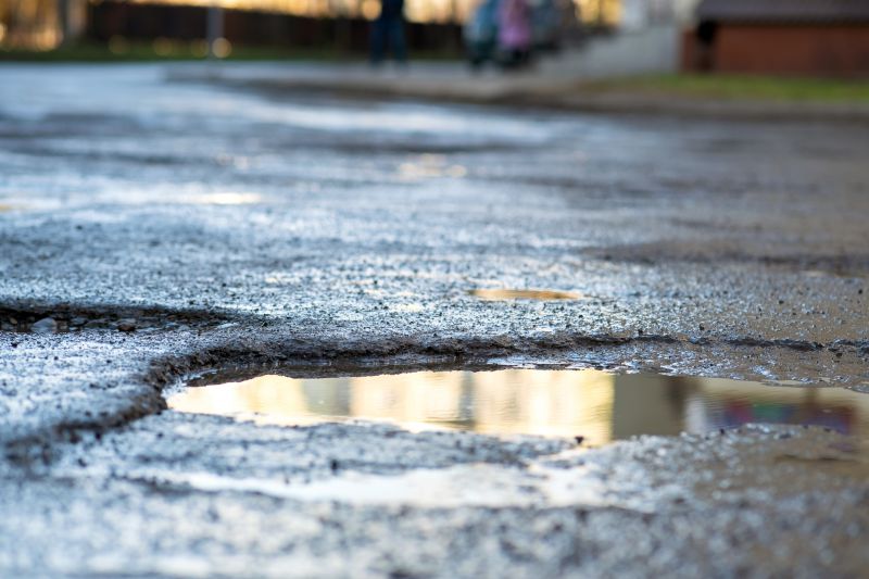 Asphalt Pothole Filling in Temecula, CA